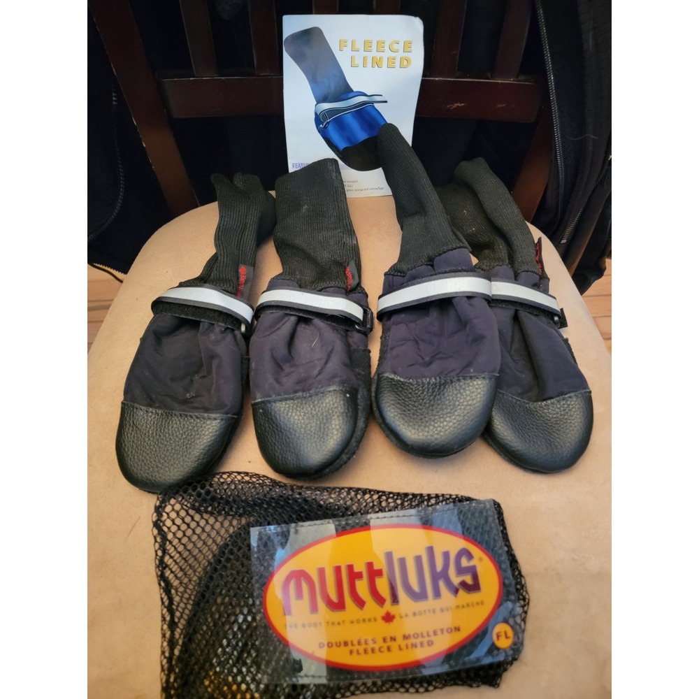 Muttluks Dog Boots -Large- Fleece Lined Winter w/Storage Bag - Picture 2 of 3